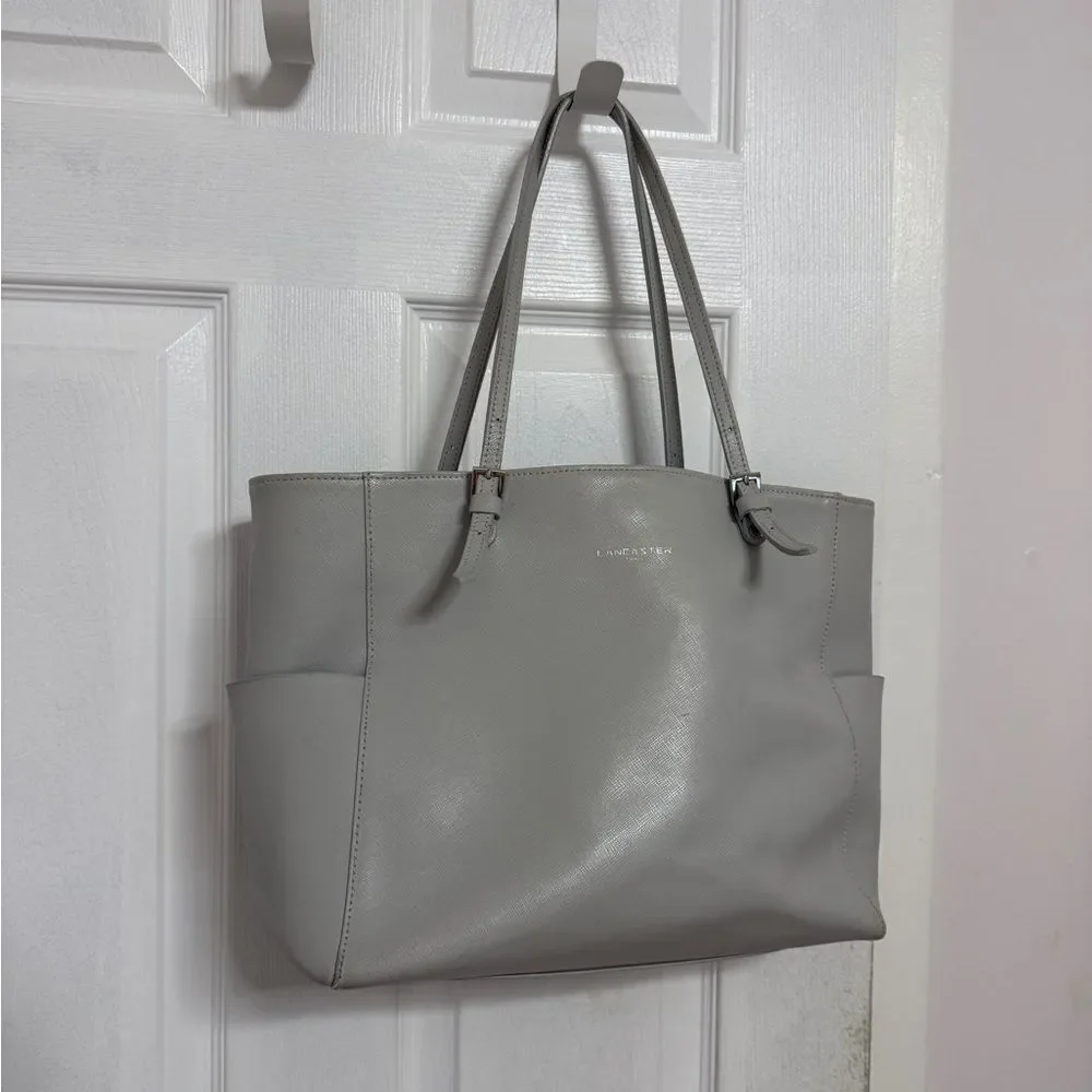 Chic Gray Leather Laptop Tote by Longchamp